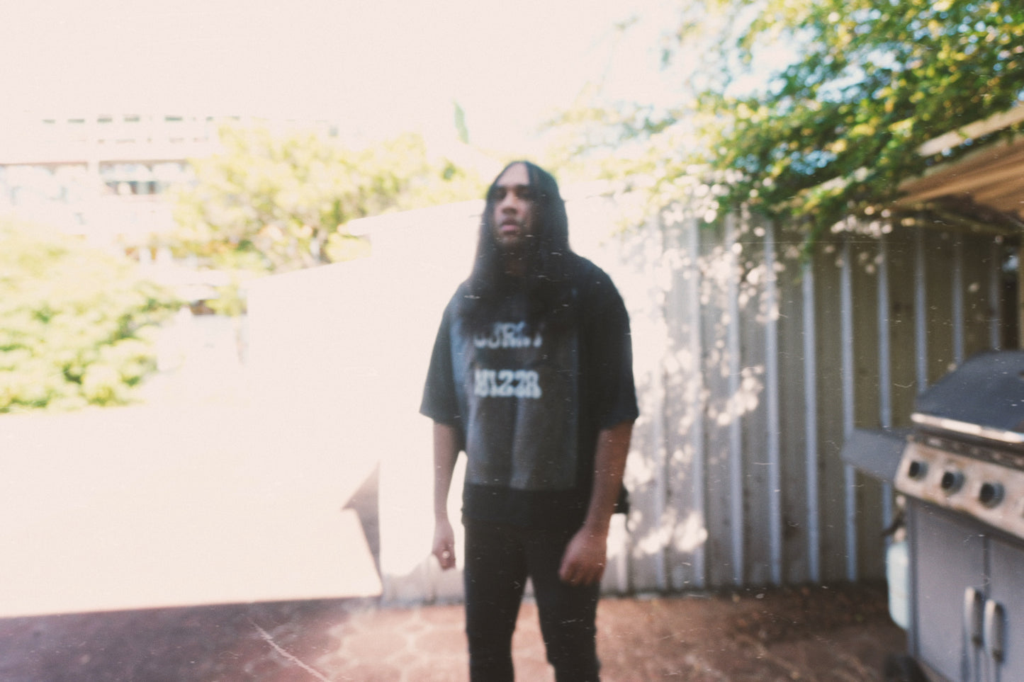 CURRY WIZZA - Snow Wash Raw-Hem Boxy T-shirt