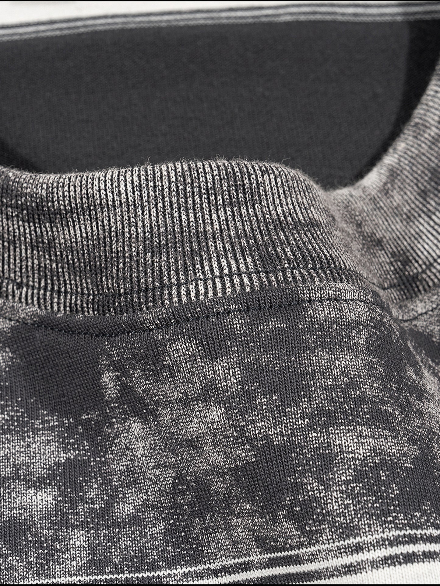 CW - Snow Washed Striped Boxy T-Shirt